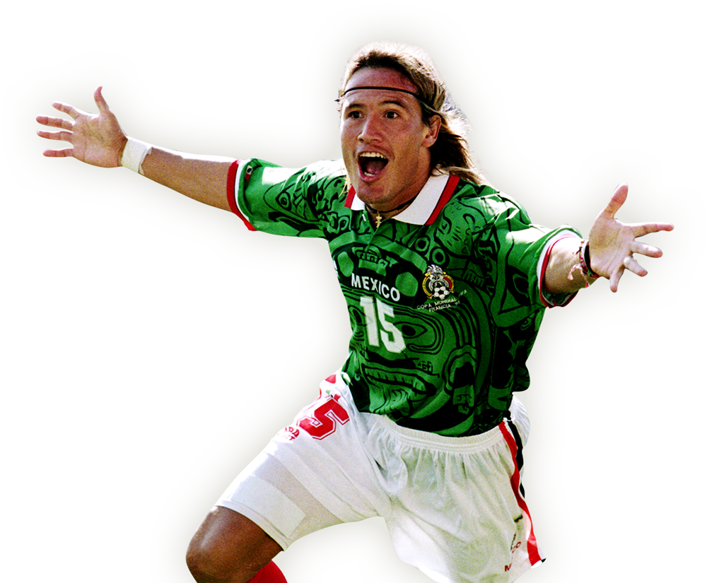 Luis Hernández con el uniforme de la Selección Mexicana